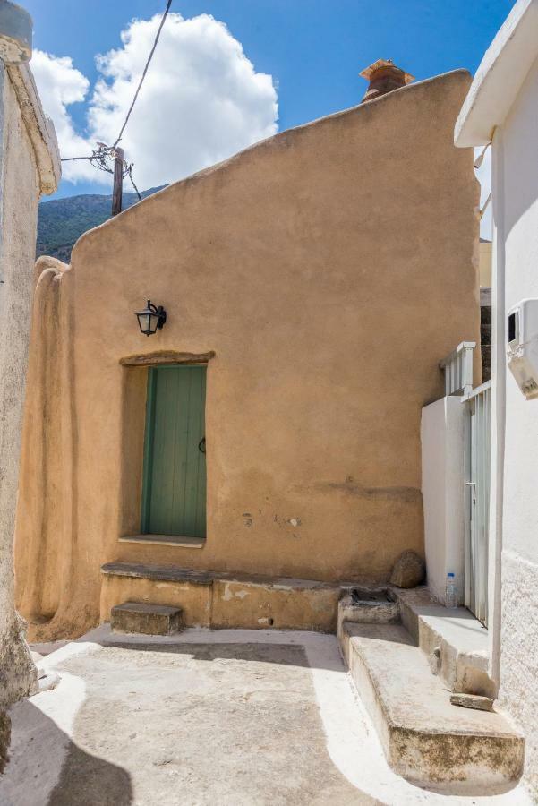 Private Studio In Historic House Lastros Exterior foto